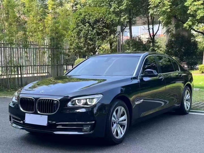 广州13年宝马7系4