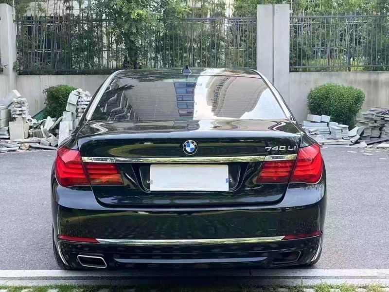 广州13年宝马7系5
