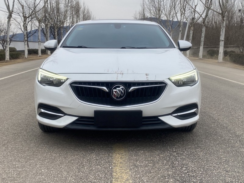 徐州20年别克君威1