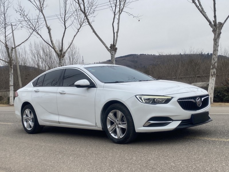 徐州20年别克君威3