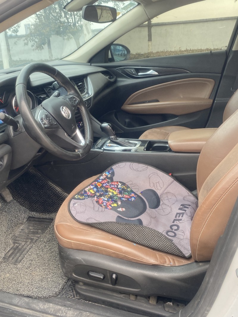 徐州20年别克君威7