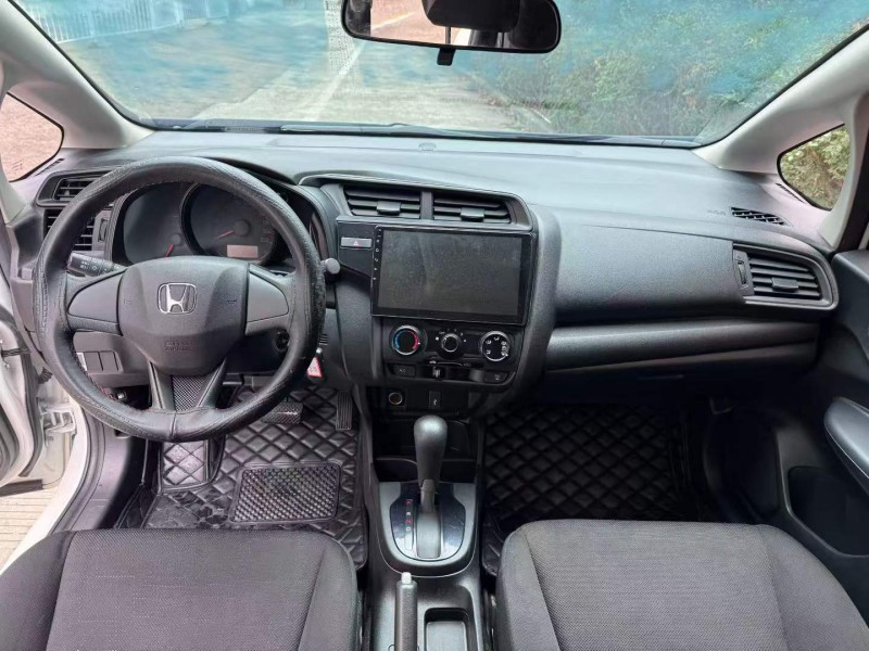 广州19年本田飞度4