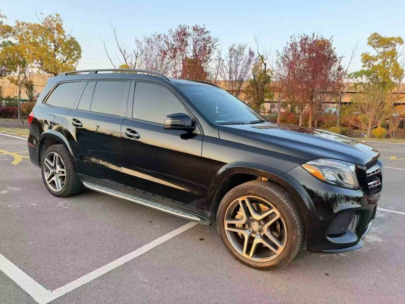 临沧17年奔驰GLS3