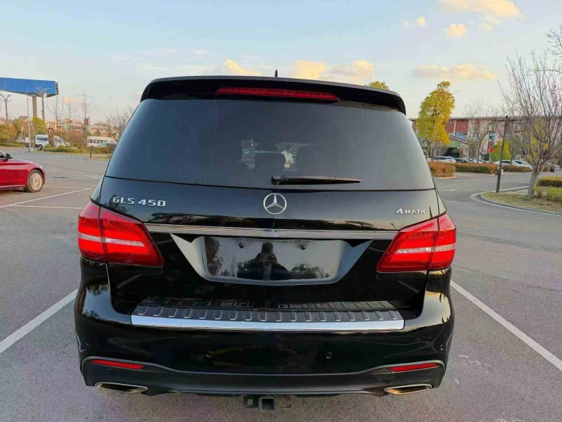 临沧17年奔驰GLS8