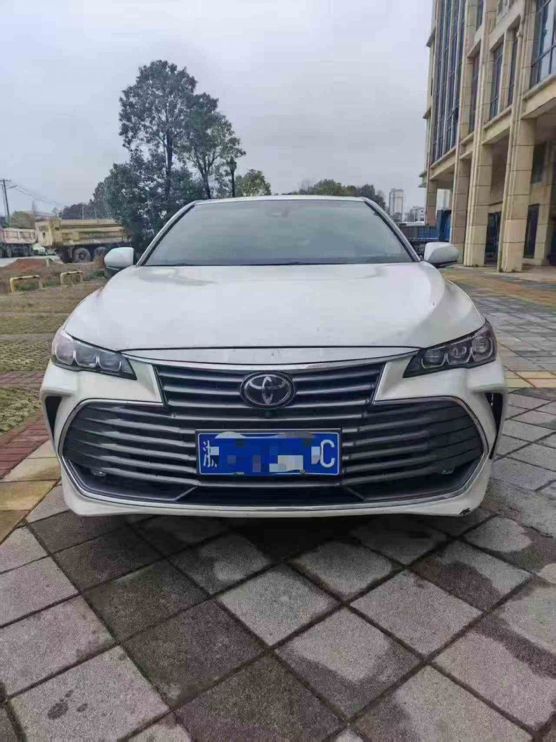 九江21年丰田亚洲龙1