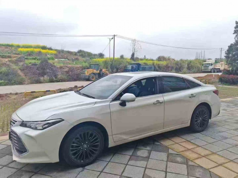 九江21年丰田亚洲龙2