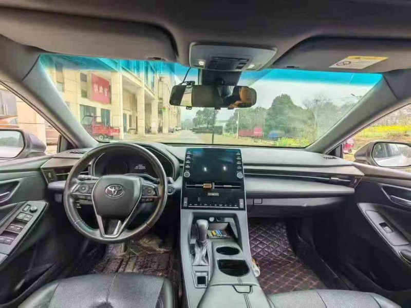 九江21年丰田亚洲龙6