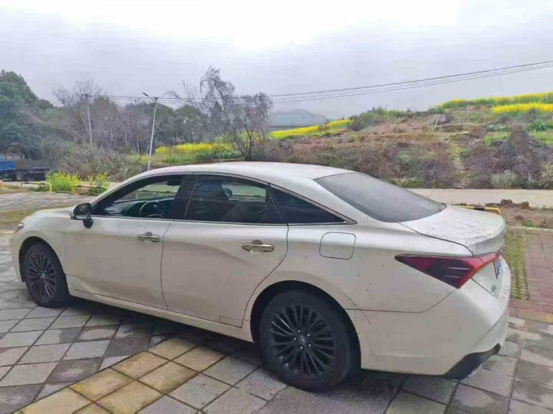 九江21年丰田亚洲龙7