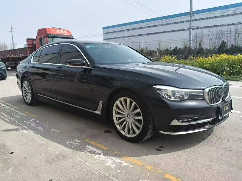 菏泽19年宝马7系2