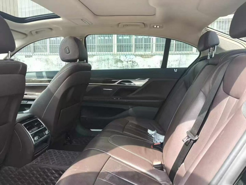 菏泽19年宝马7系5