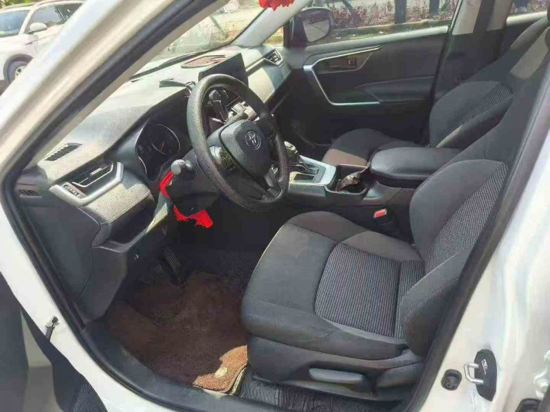 保山24年丰田威兰达6