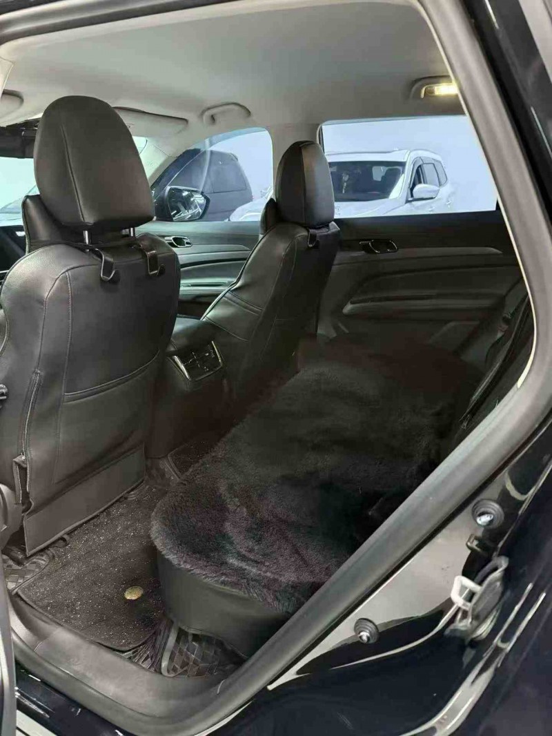 昭通24年福特领睿5