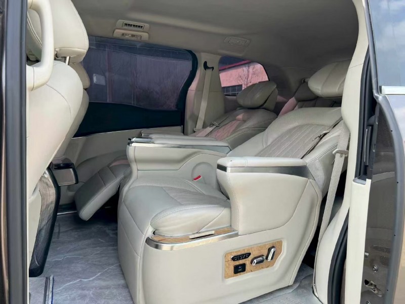 菏泽21年别克GL85