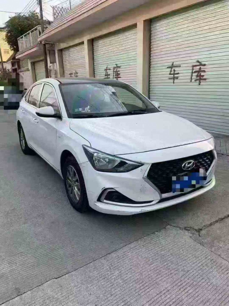 湛江19年现代悦动2