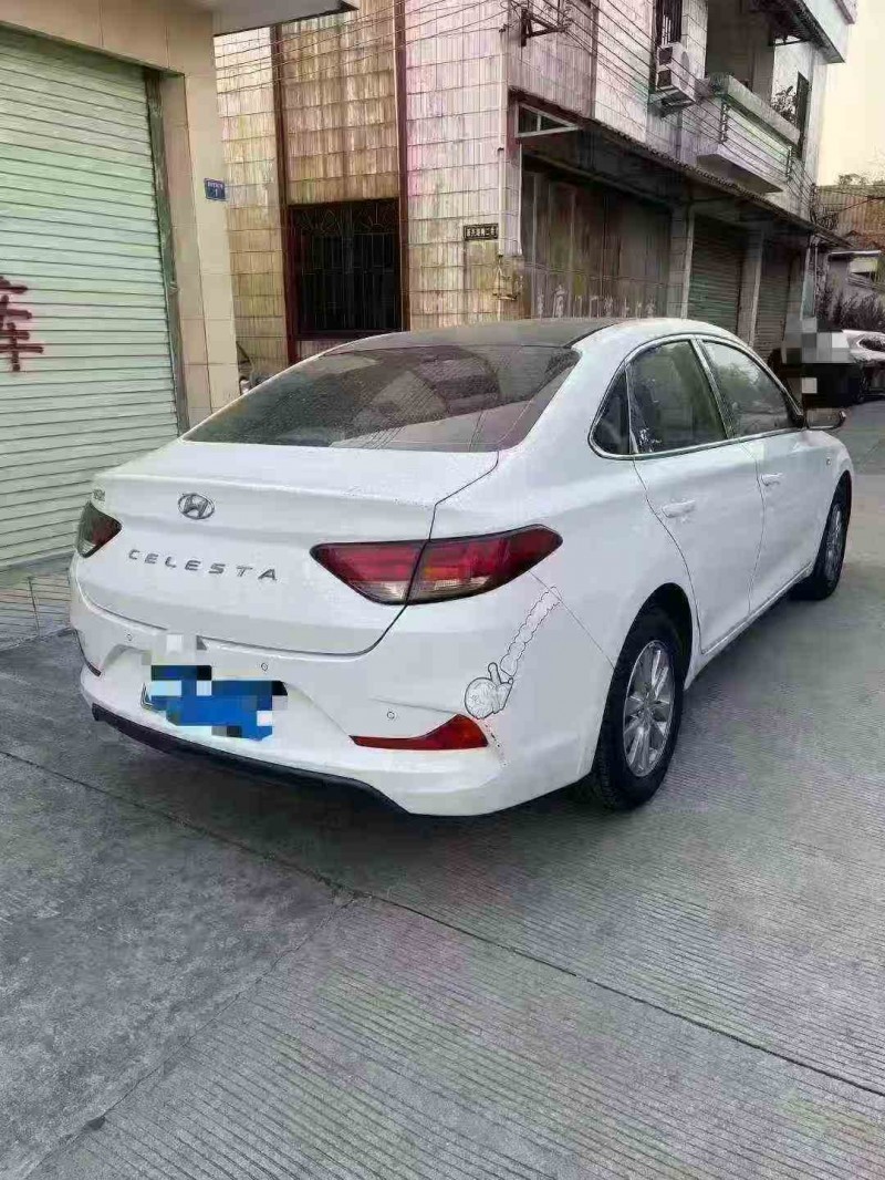 湛江19年现代悦动8