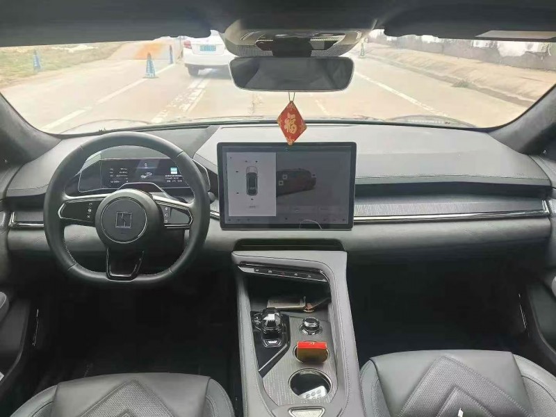 菏泽23年极氪汽车0014