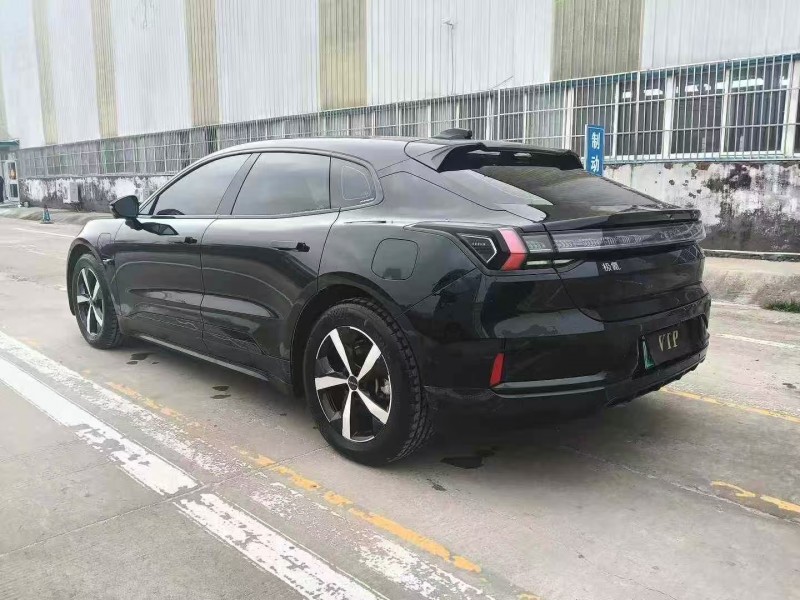 菏泽23年极氪汽车0018