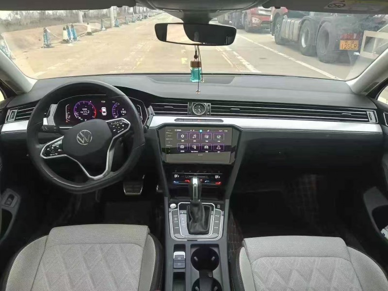 菏泽23年大众迈腾4