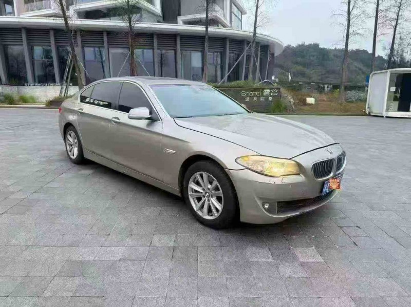 珠海12年宝马5系3