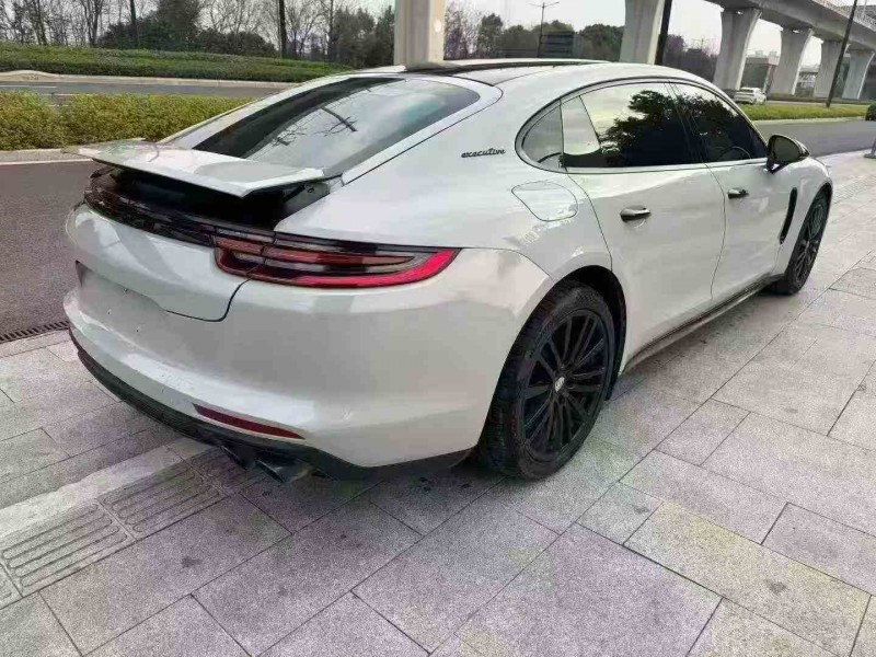 温州19年保时捷帕拉梅拉8