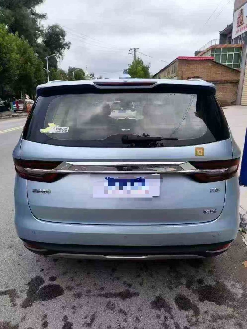 吉安19年吉利嘉际7