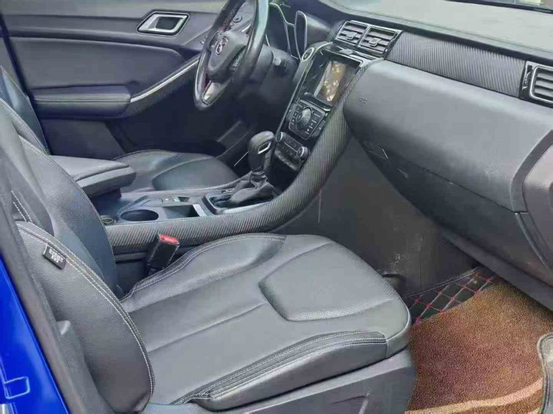 昭通18年江铃驭胜4