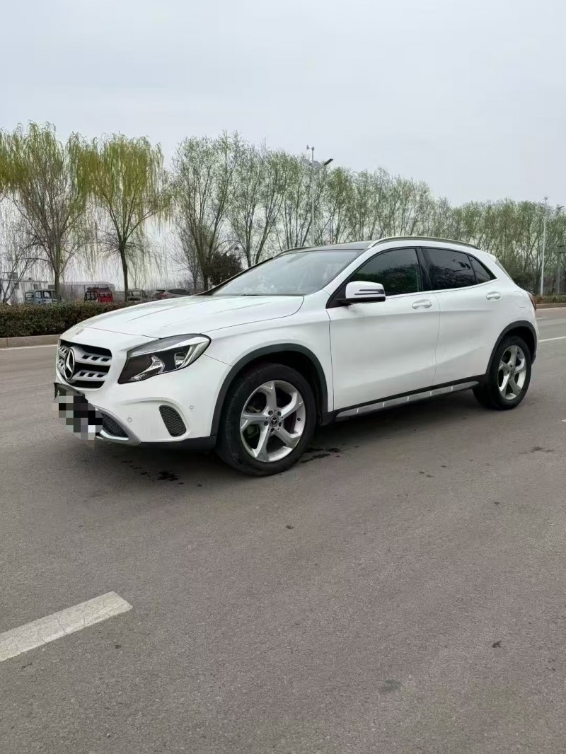 枣庄18年奔驰GLA3