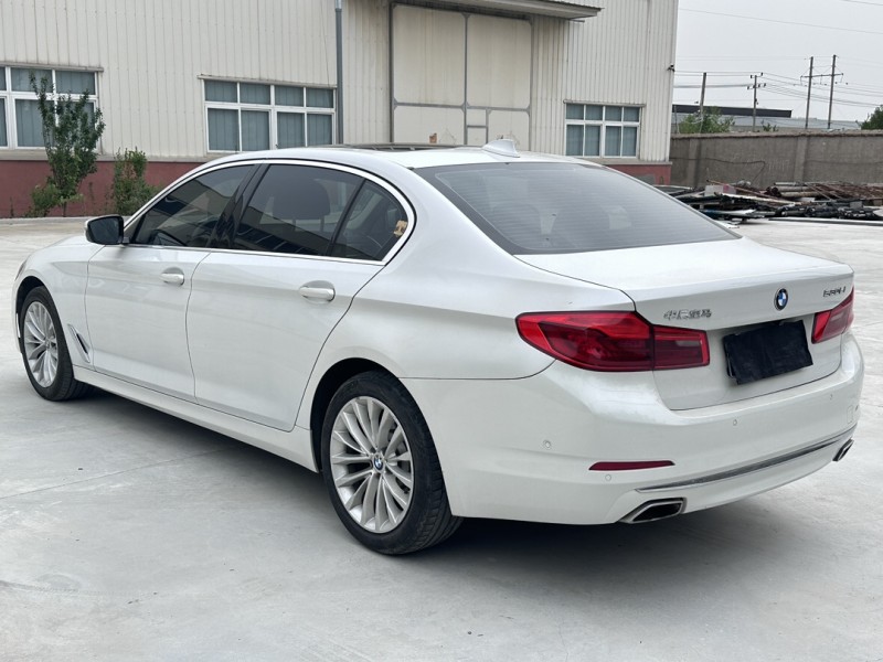 徐州20年宝马5系4