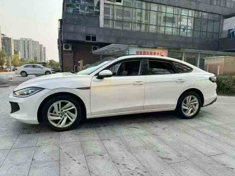 吉安23年大众凌渡3