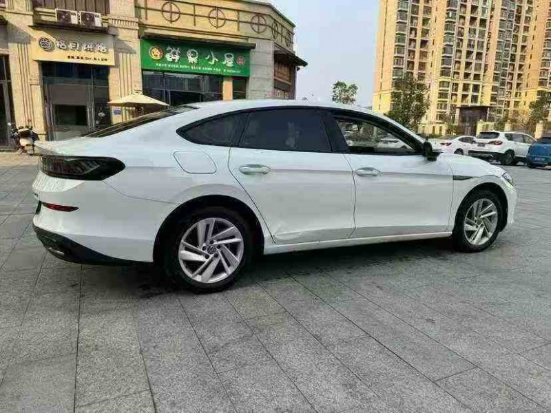 吉安23年大众凌渡5