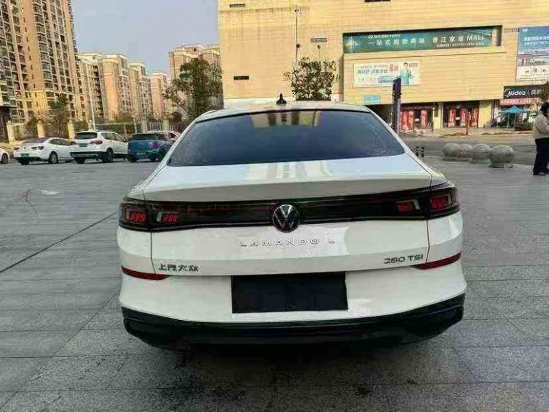 吉安23年大众凌渡8