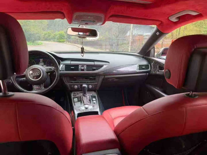 思茅17年奥迪A7L4