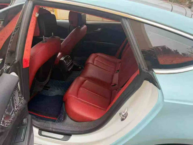 思茅17年奥迪A7L6