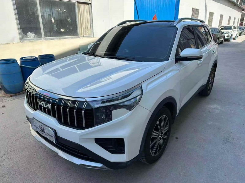 东营21年起亚智跑3