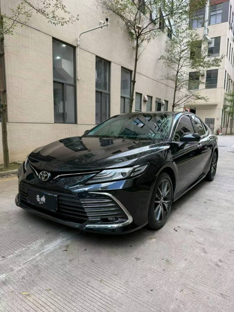 佛山24年丰田凯美瑞3