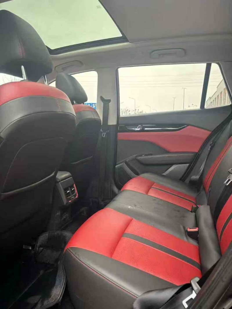 襄阳21年东风奕炫6