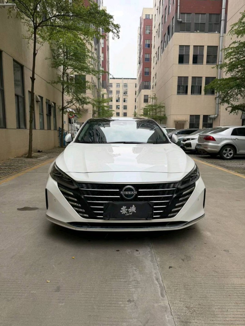 佛山23年日产天籁1