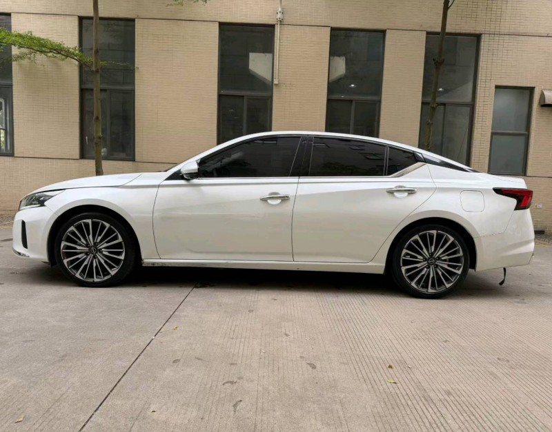 佛山23年日产天籁6