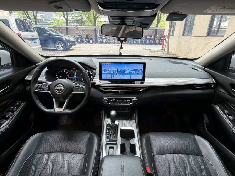 佛山23年日产天籁8