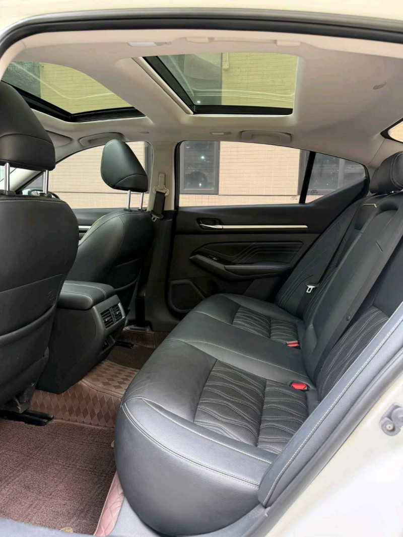 佛山23年日产天籁9