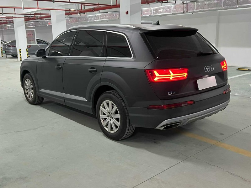 宿迁19年奥迪Q77