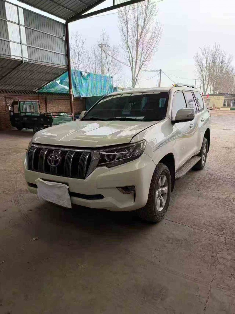 晋中14年丰田普拉多3