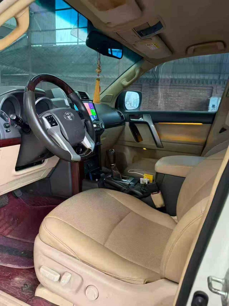 晋中14年丰田普拉多4