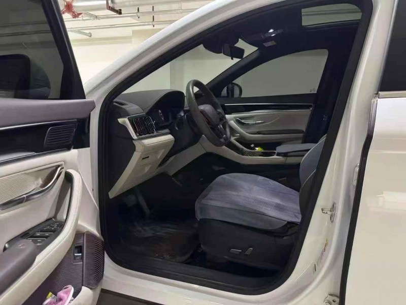 开封25年比亚迪宋6