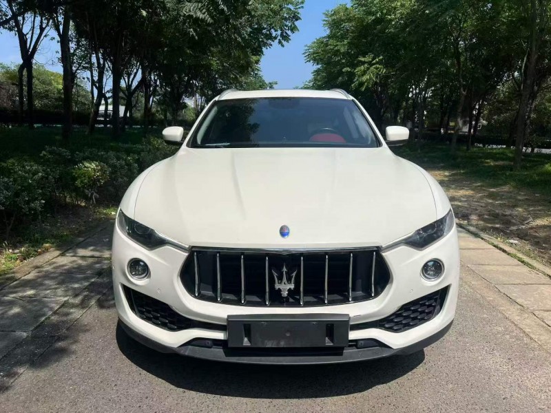台州17年玛莎拉蒂Levante1