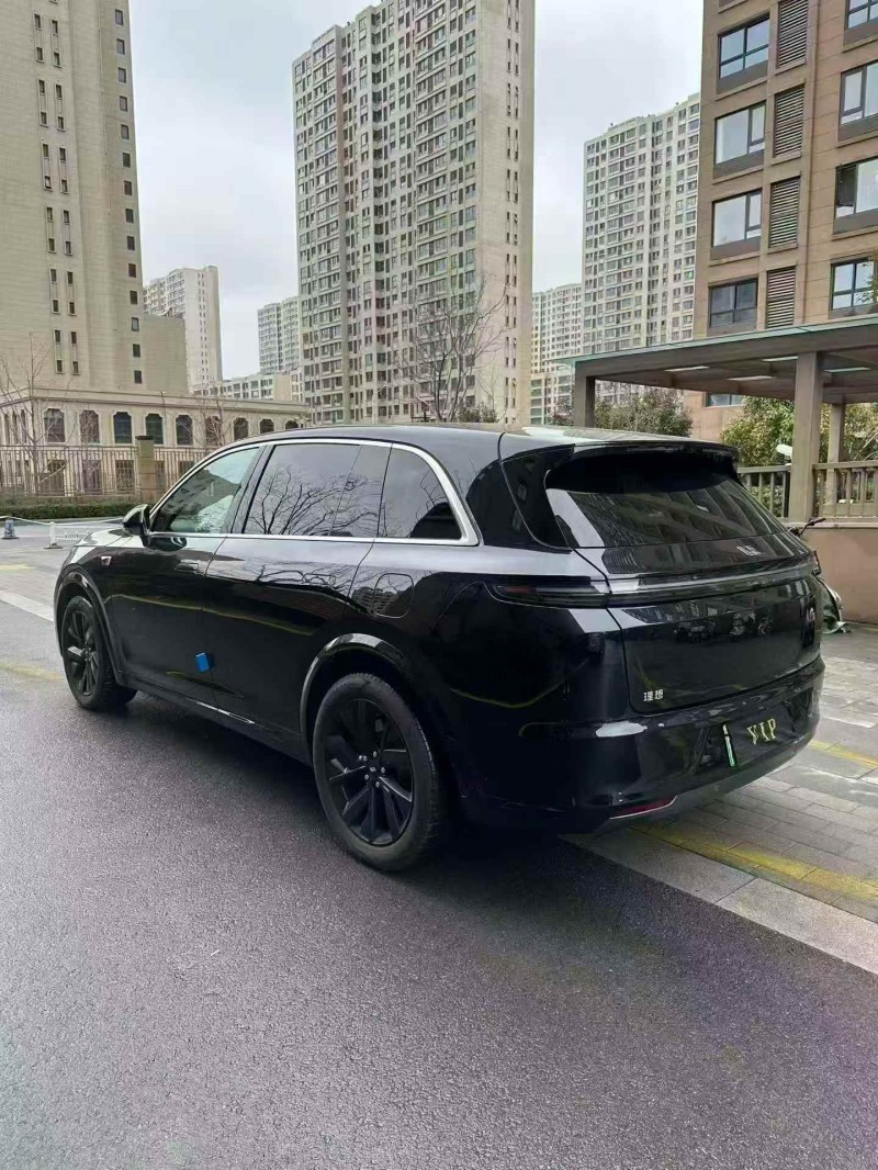 衢州23年理想L77