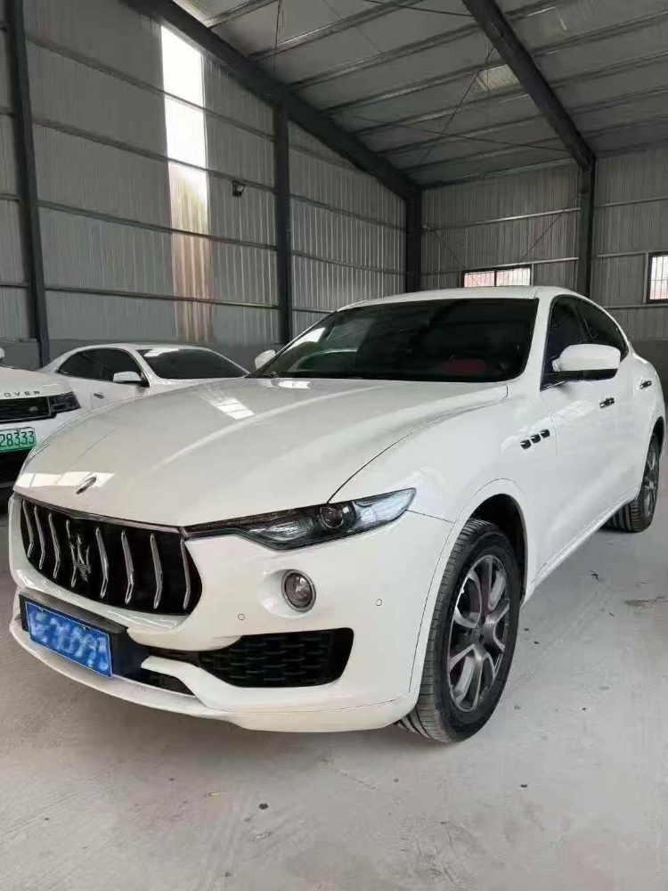 菏泽17年玛莎拉蒂GranSport3