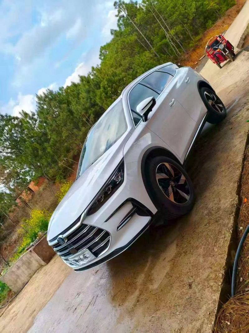 貴陽23年比亞迪唐2