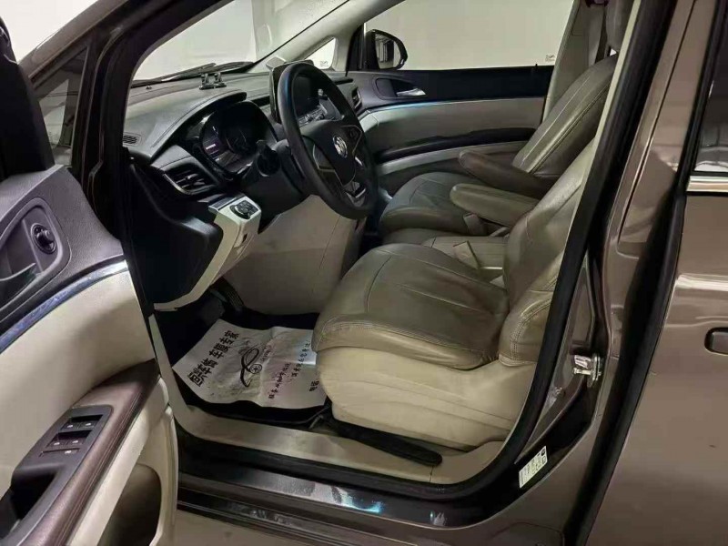 安阳22年别克GL86