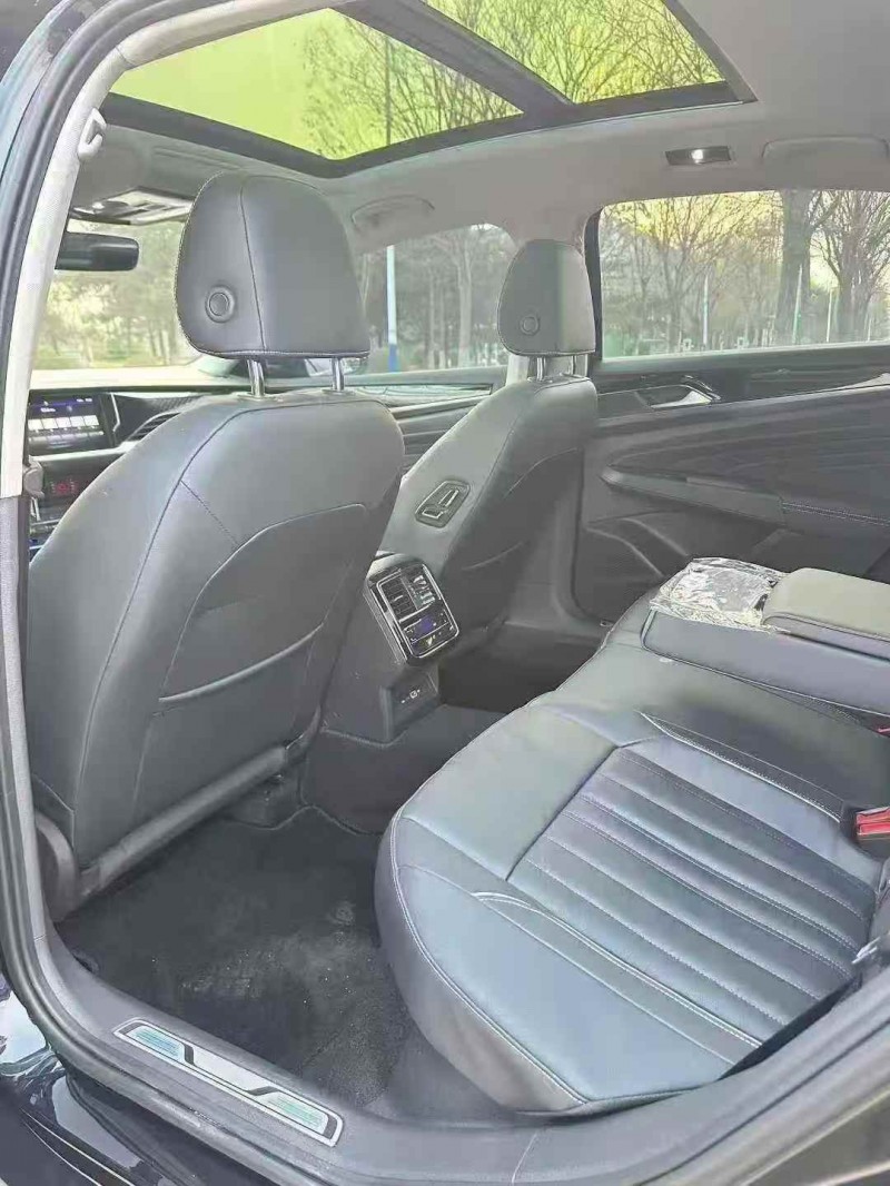 济宁24年大众帕萨特6